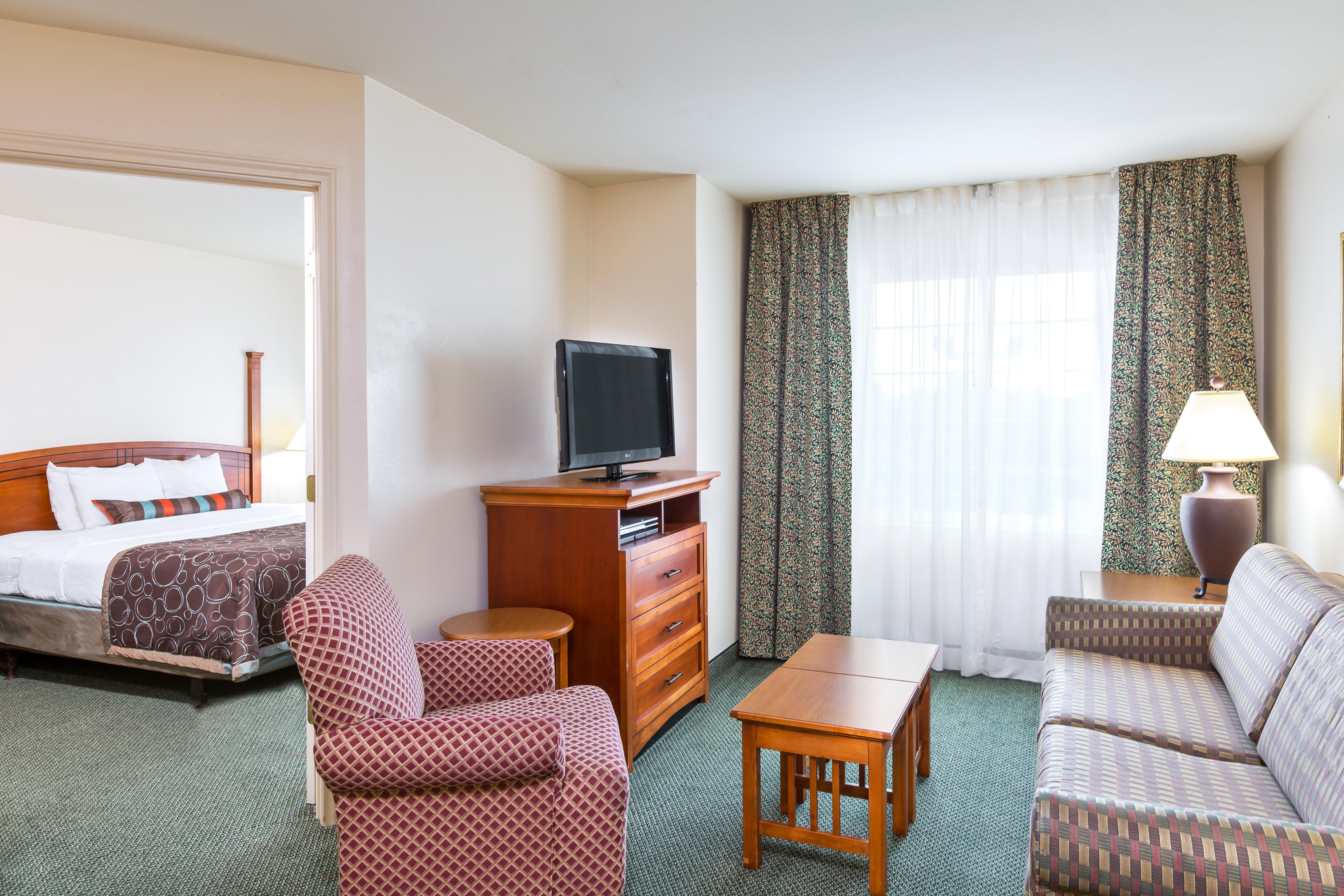 Staybridge - By Ihg Hotel