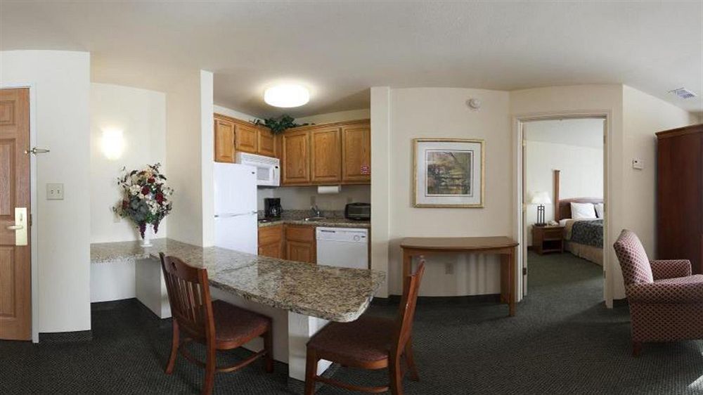 Staybridge - By Ihg